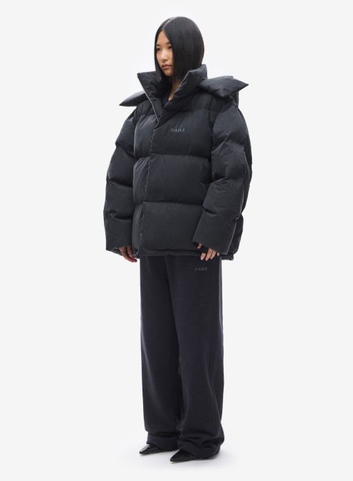 пуховик uniform black fable по цене 34900 руб с промокодом