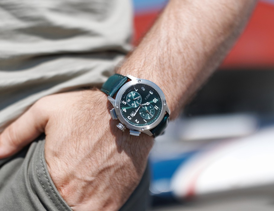 ачс-1 3520.d 44 мм кварц хронограф зеленые матовые на сезон этого года фотография