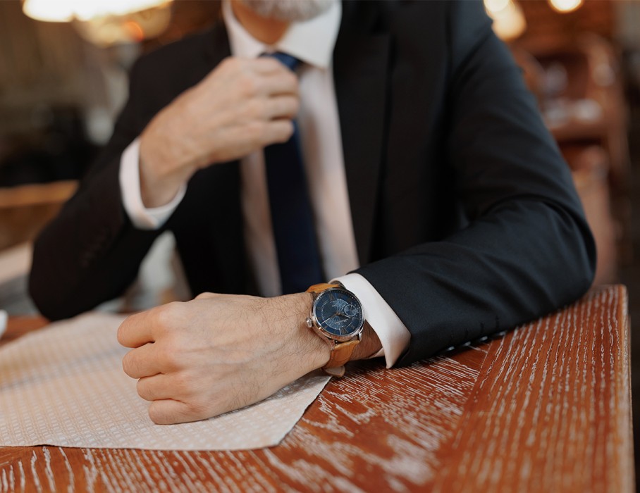 акинак tcb 3603 41 мм ручной завод по низкой цене