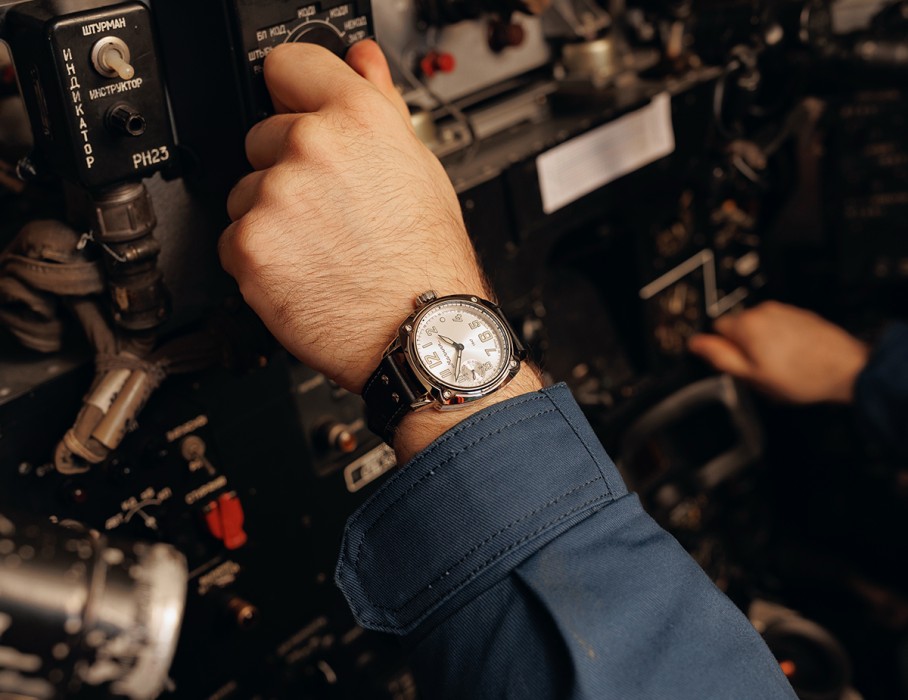 беркут tcb 3603 42мм ручной завод по распродаже