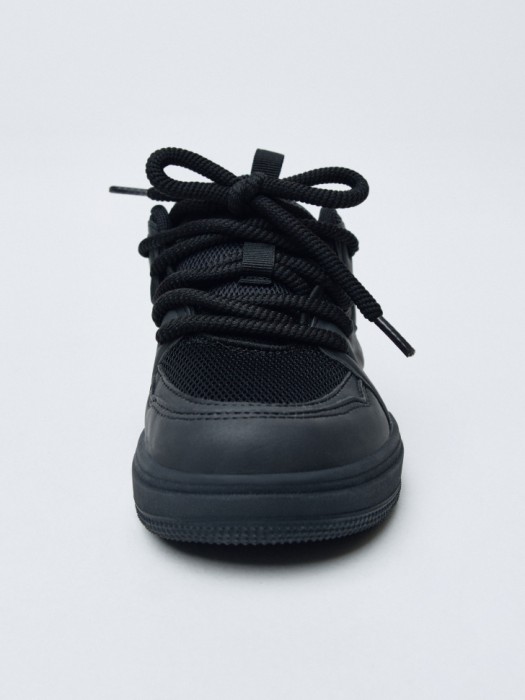 кеды с толстыми шнурками для мальчиков из коллекции  archive по цене 2999 руб с промокодом