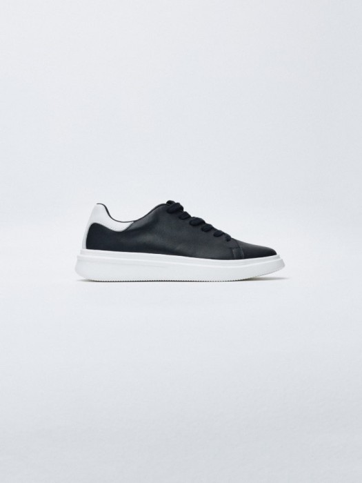 комбинированные кеды из натуральной кожи от известного бренда по акции