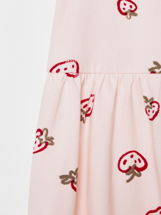 Продукция для девчонок по распродаже