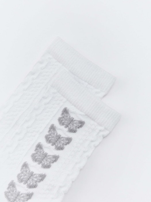 высокие носки для девочек от известного бренда по акции