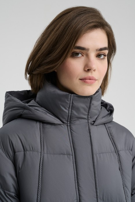 пуховик с капюшоном по цене 2990 руб с промокодом
